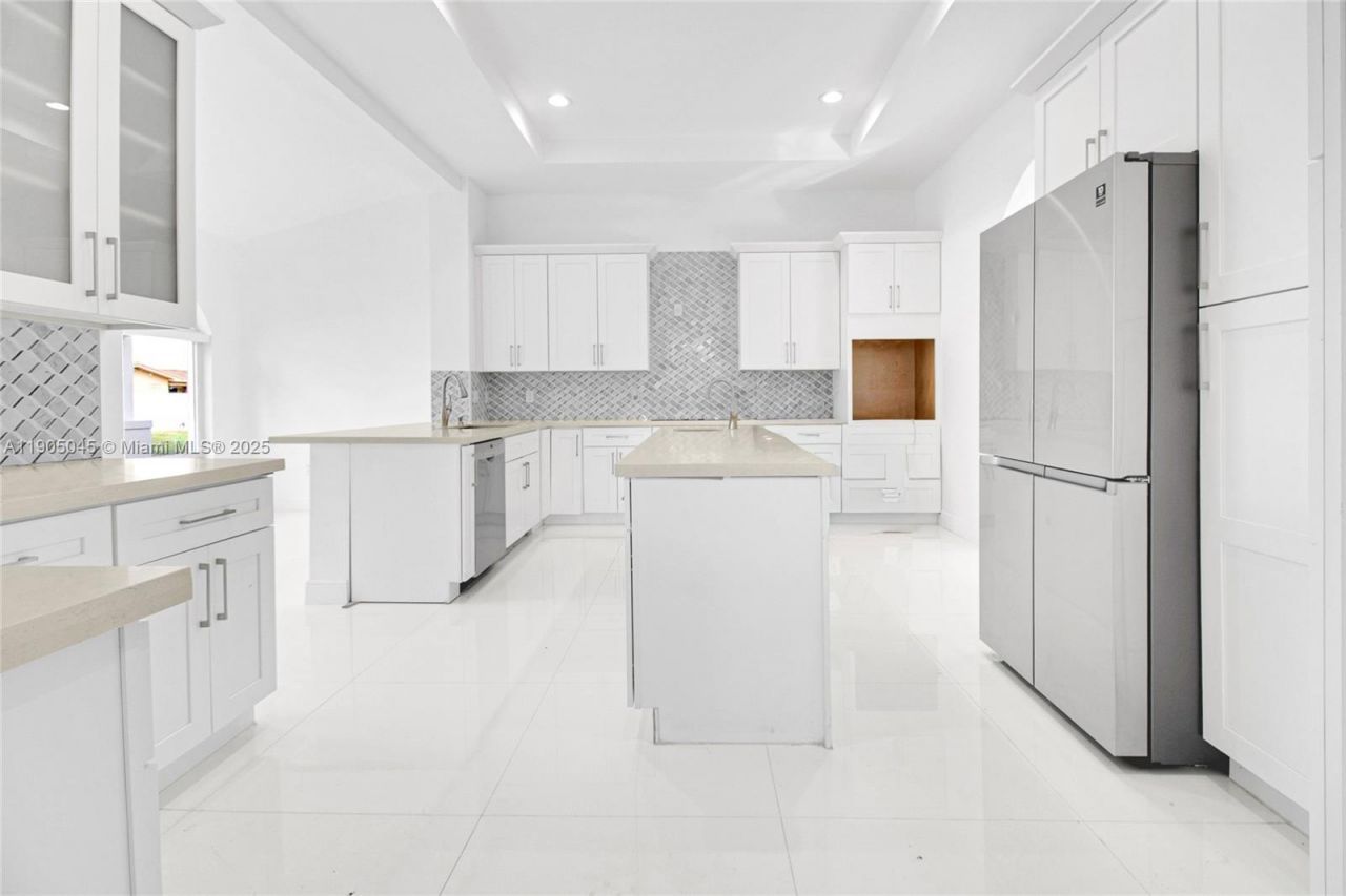 425 SW 129th Ave, Miami, FL 33184 Photo