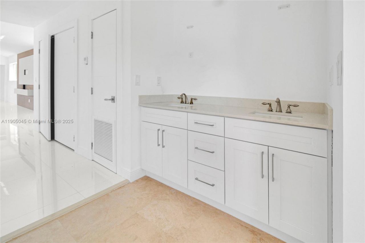 425 SW 129th Ave, Miami, FL 33184 Photo