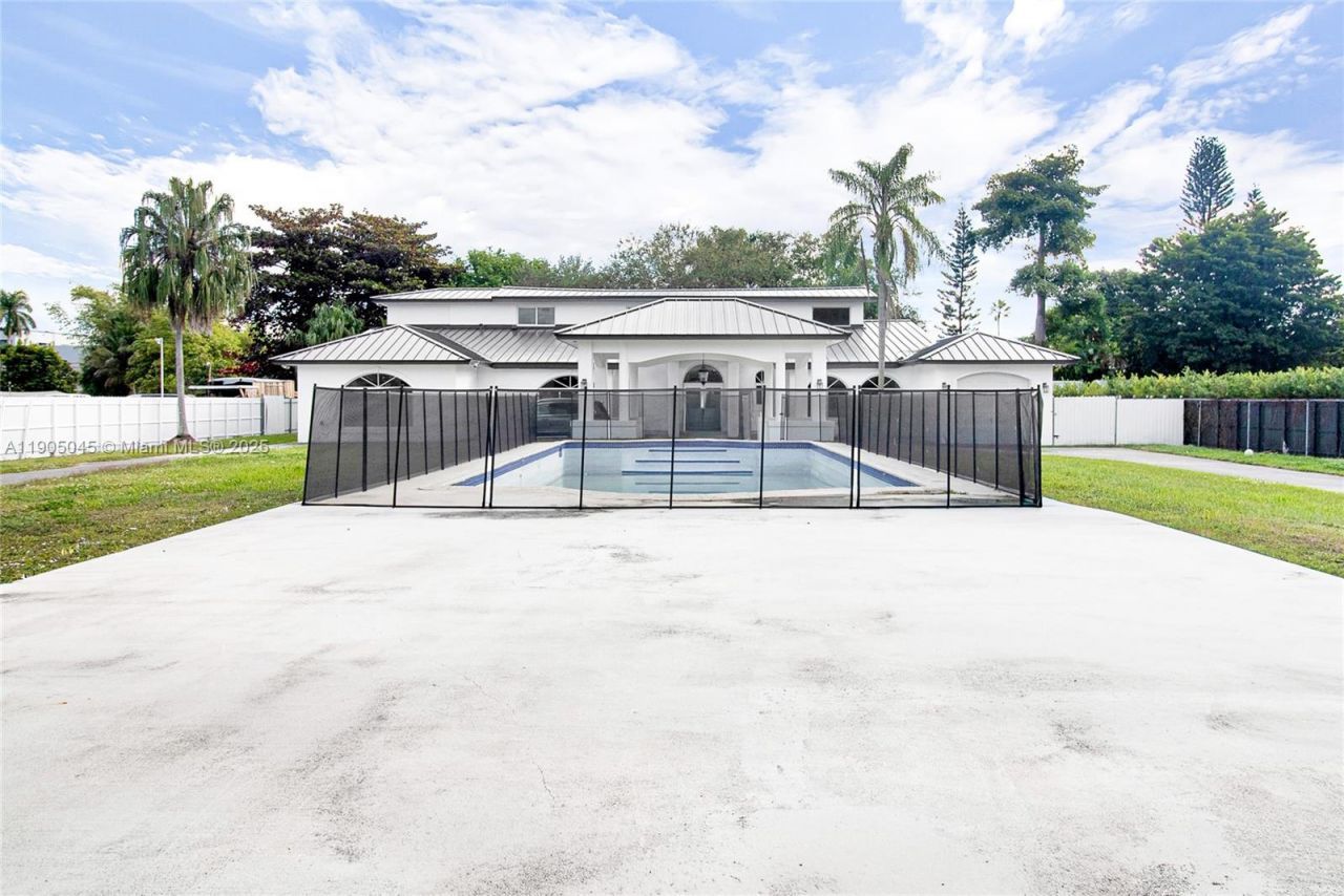 425 SW 129th Ave, Miami, FL 33184 Photo