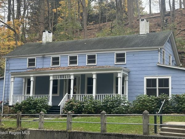 7 River Road, Highland, NY 12528