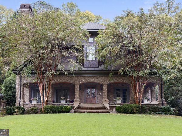 1640 Nottingham Way NE, Atlanta, GA 30309