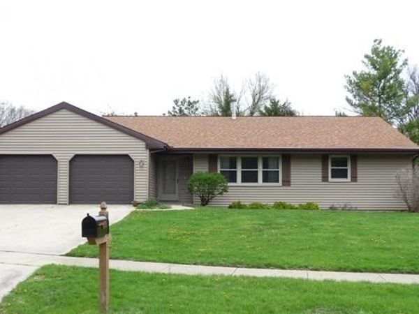 205 Carrie Avenue, Urbana, IL 61802