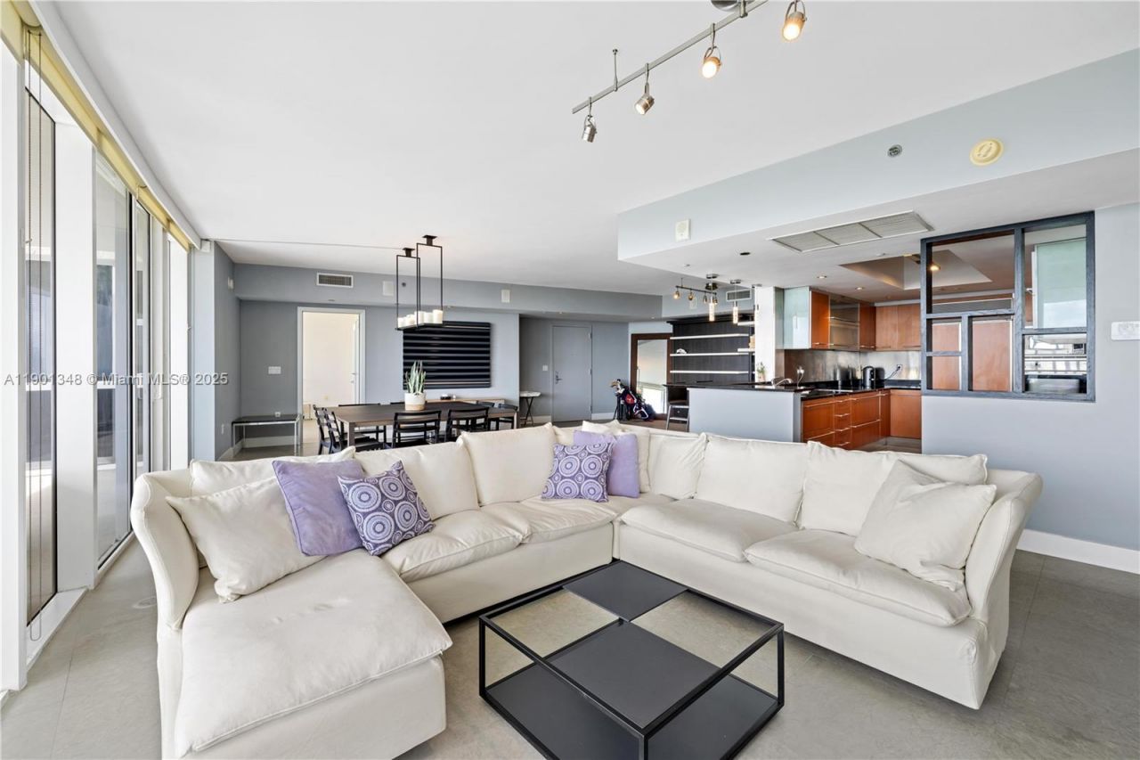 400 Alton Rd, Unit 3006, Miami Beach, FL 33139 Photo