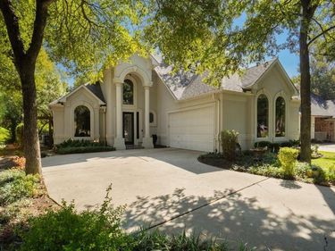 5968 Riverbend Place, Fort Worth, TX 76112