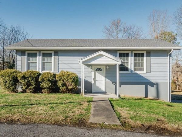 819 Columbus Drive 819 Columbus Circle, Madisonville, KY 42431