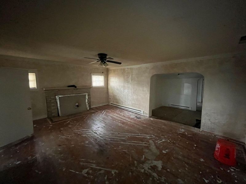 318 W Front Street, New Holland, OH 43145 Photo 11