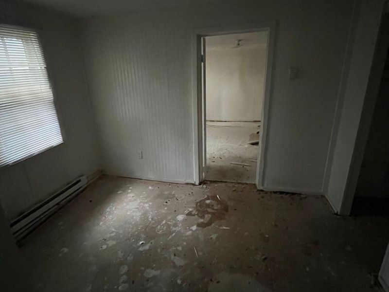 318 W Front Street, New Holland, OH 43145 Photo 9