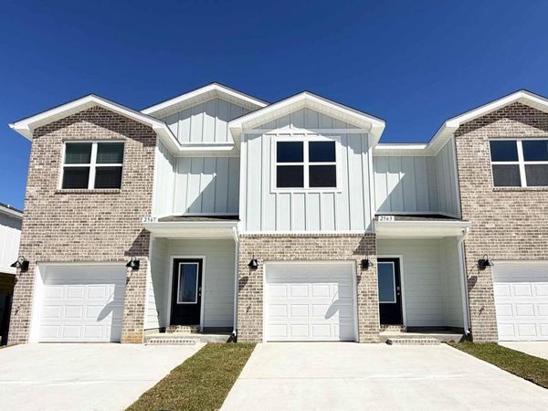 2427 Cliff Hollow Circle, Gulf Breeze, FL 32563