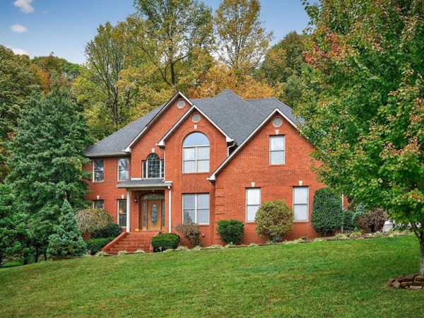1434 N Plantation Dr, Cookeville, TN 38506