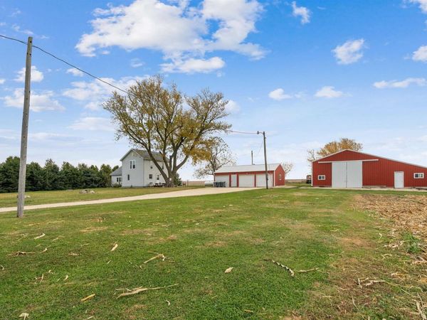 6262 N Ave, Maynard, IA 50655