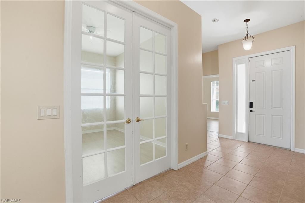 2318 Bainmar Dr, Lehigh Acres, FL 33973 Photo