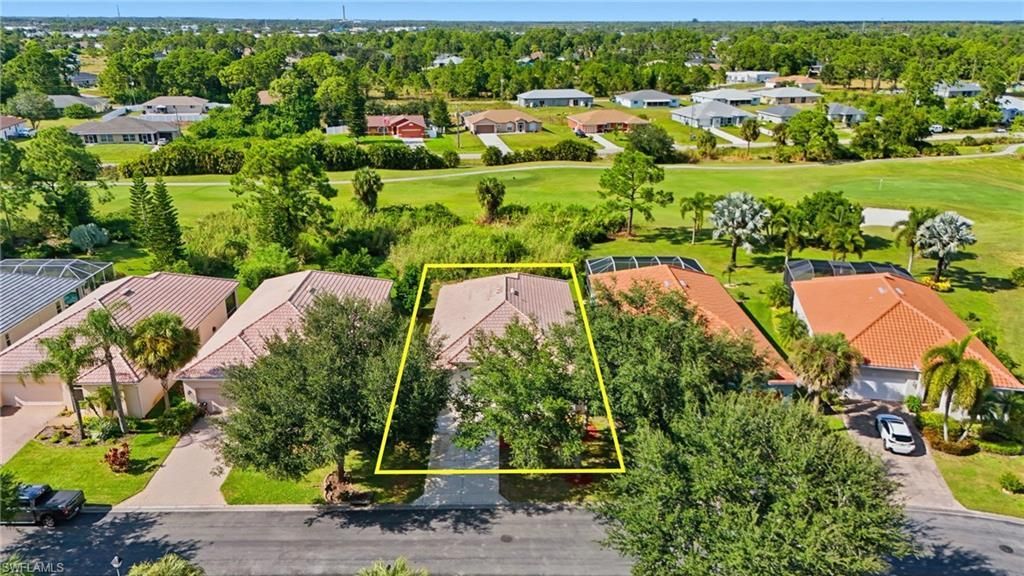 2318 Bainmar Dr, Lehigh Acres, FL 33973 Photo