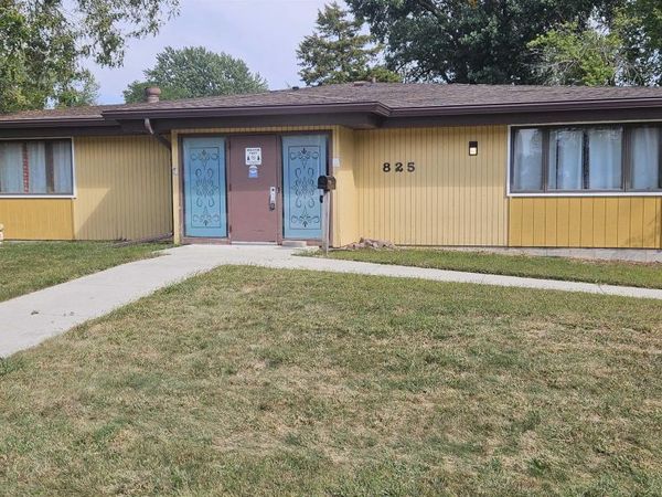 825 S 7th Street, Forest City, IA 50436