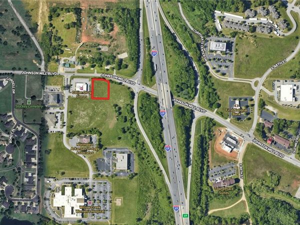 5201 Willow Creek Drive, Springdale, AR 72762