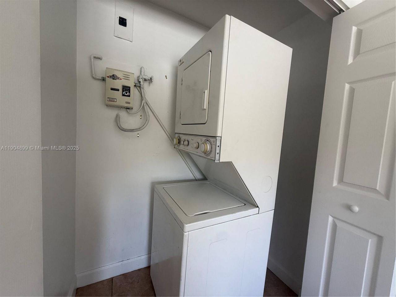 223 Calabria Ave, Unit 10, Coral Gables, FL 33134 Photo