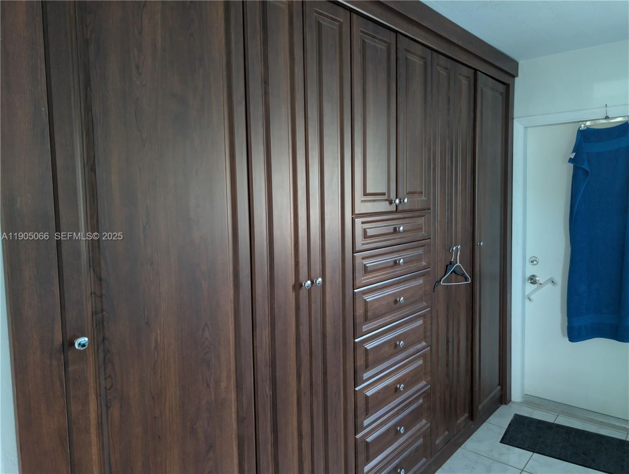 801 Atlantic Shores Blvd, Unit 107, Hallandale Beach, FL 33009 Photo