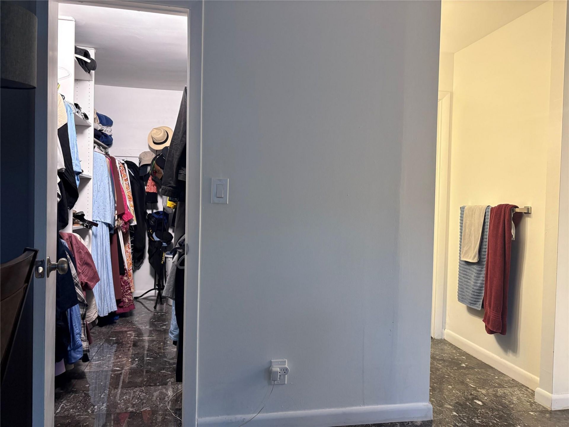 3113 S Ocean Drive, Unit 209, Hallandale Beach, FL 33009 Photo