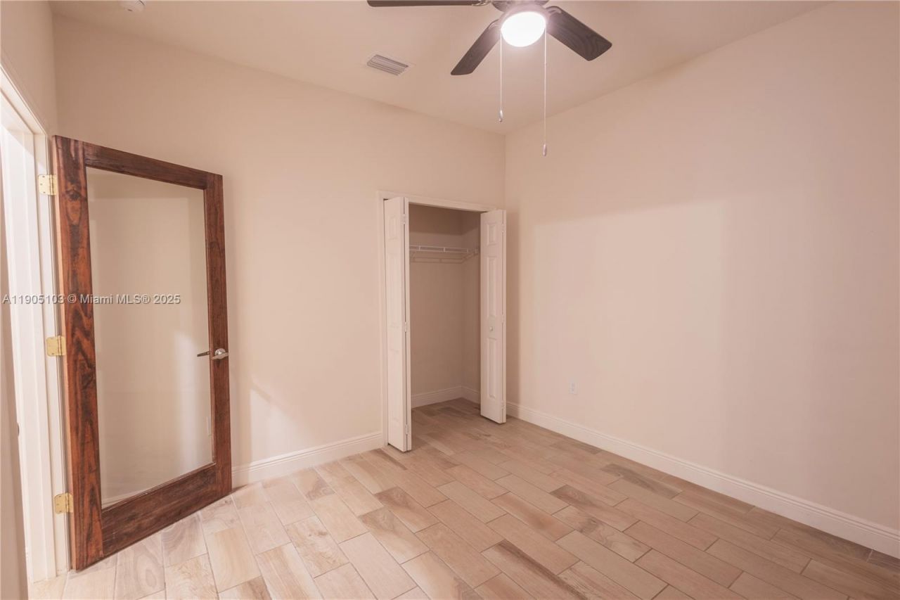 2547 Saint Lucia Cir, Vero Beach, FL 32967 Photo