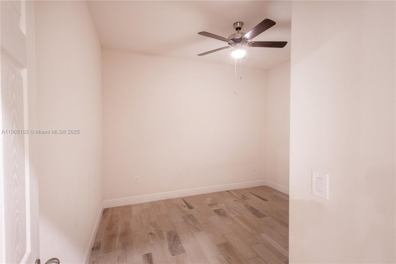 2547 Saint Lucia Cir, Vero Beach, FL 32967 Photo