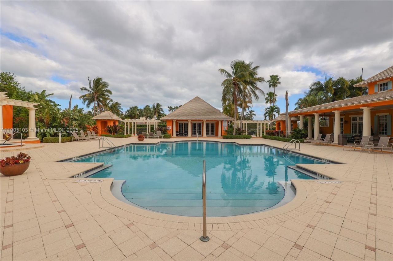 2547 Saint Lucia Cir, Vero Beach, FL 32967 Photo