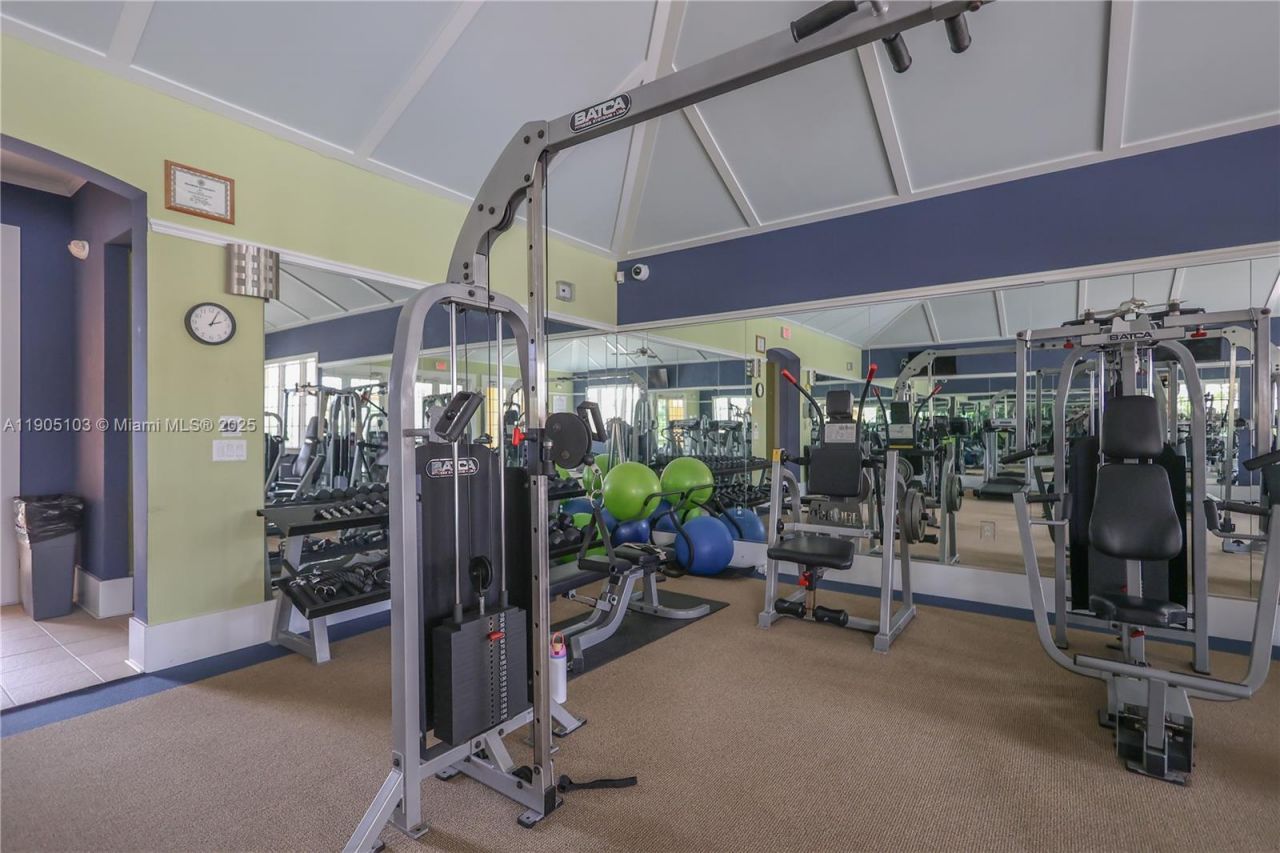 2547 Saint Lucia Cir, Vero Beach, FL 32967 Photo