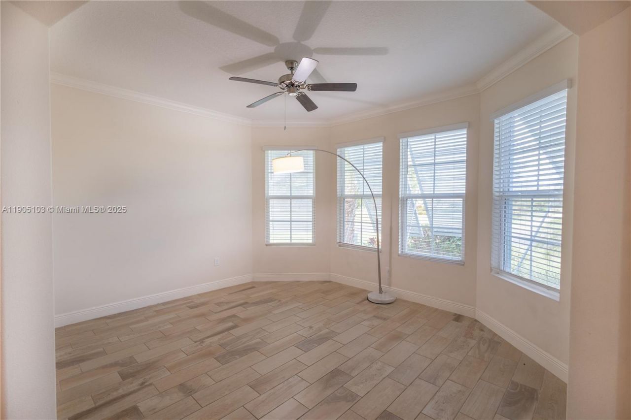 2547 Saint Lucia Cir, Vero Beach, FL 32967 Photo