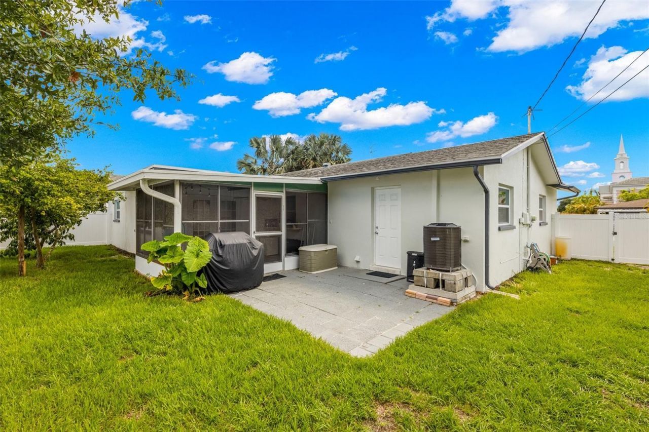 3790 60th Street N, Saint Petersburg, FL 33710 Photo