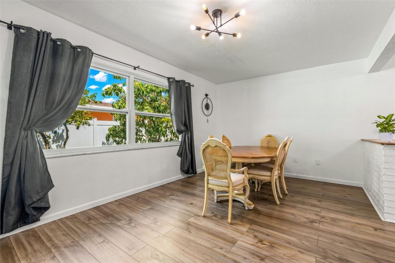 3790 60th Street N, Saint Petersburg, FL 33710 Photo