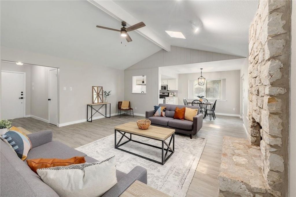 707 Newcastle Ln, Leander, TX 78641 Main Photo