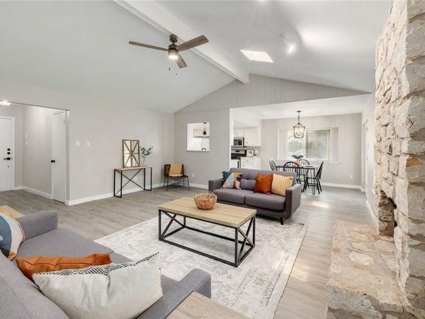 707 Newcastle LN, Leander, TX 78641