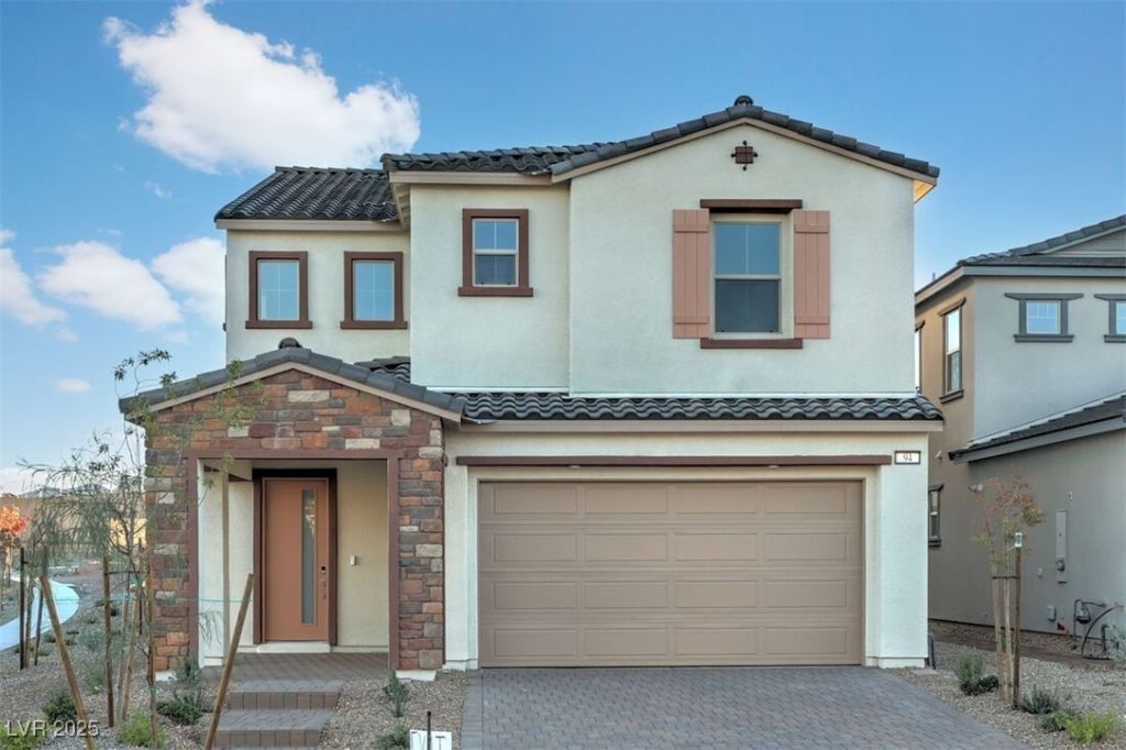 94 Tardando Avenue, Henderson, NV 89015 Main Photo