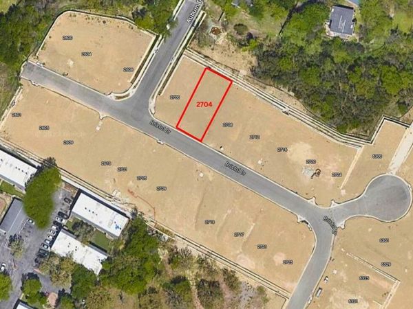 2704 Bristol DR, Austin, TX 78723