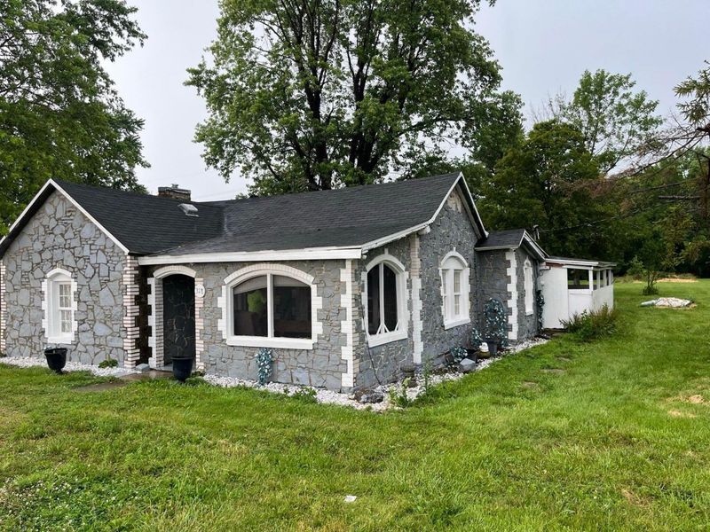 New Holland, OH 43145 Photo 4