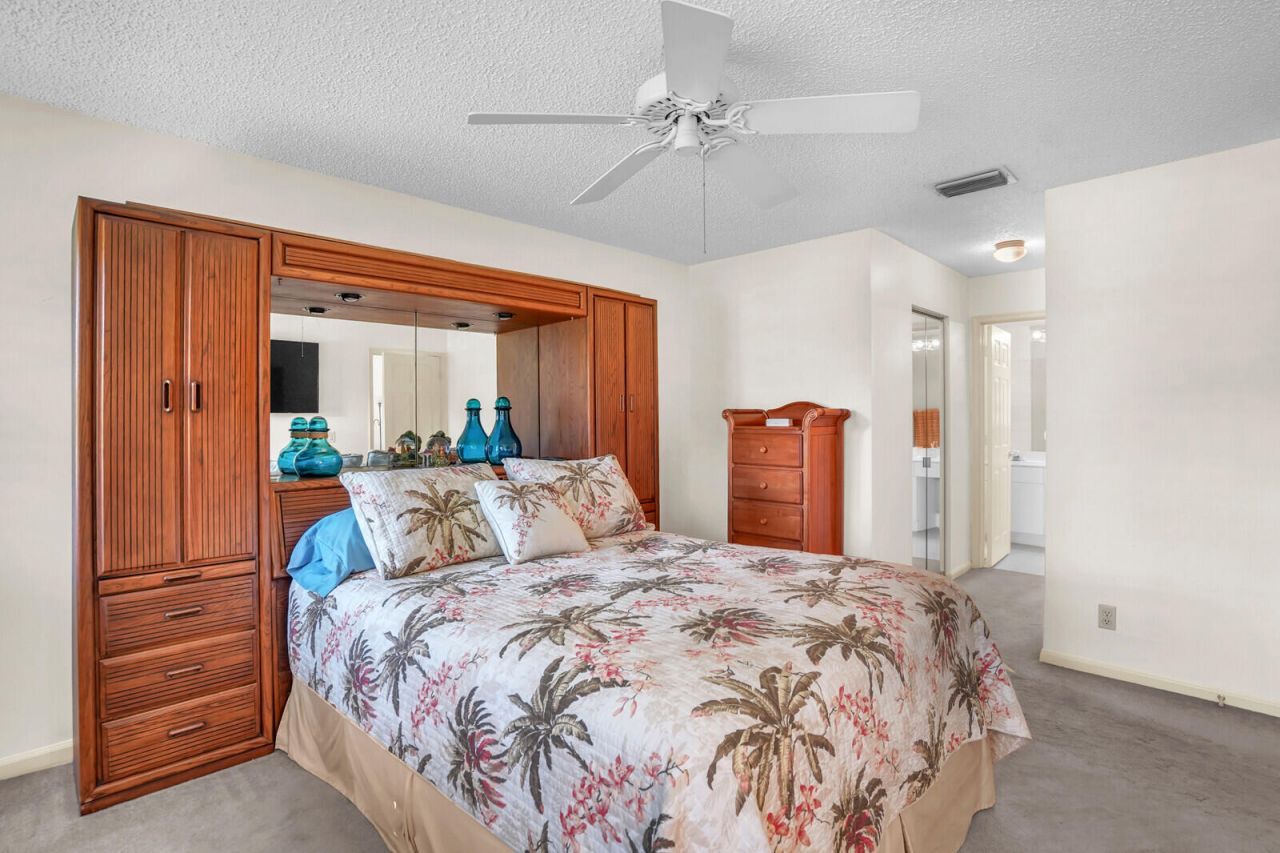 117 Sunshine Boulevard, Royal Palm Beach, FL 33411 Photo