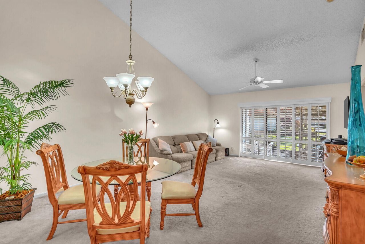 117 Sunshine Boulevard, Royal Palm Beach, FL 33411 Photo