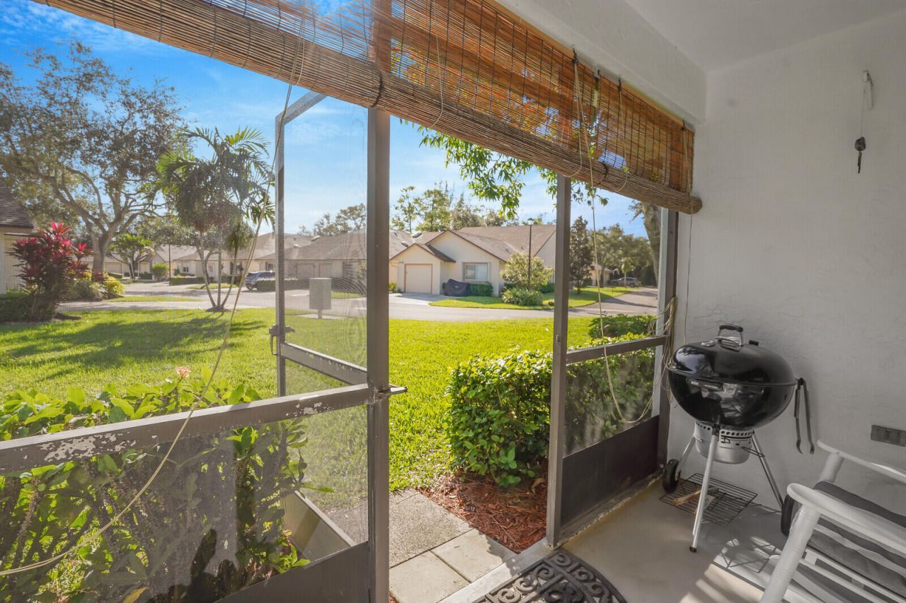 117 Sunshine Boulevard, Royal Palm Beach, FL 33411 Photo