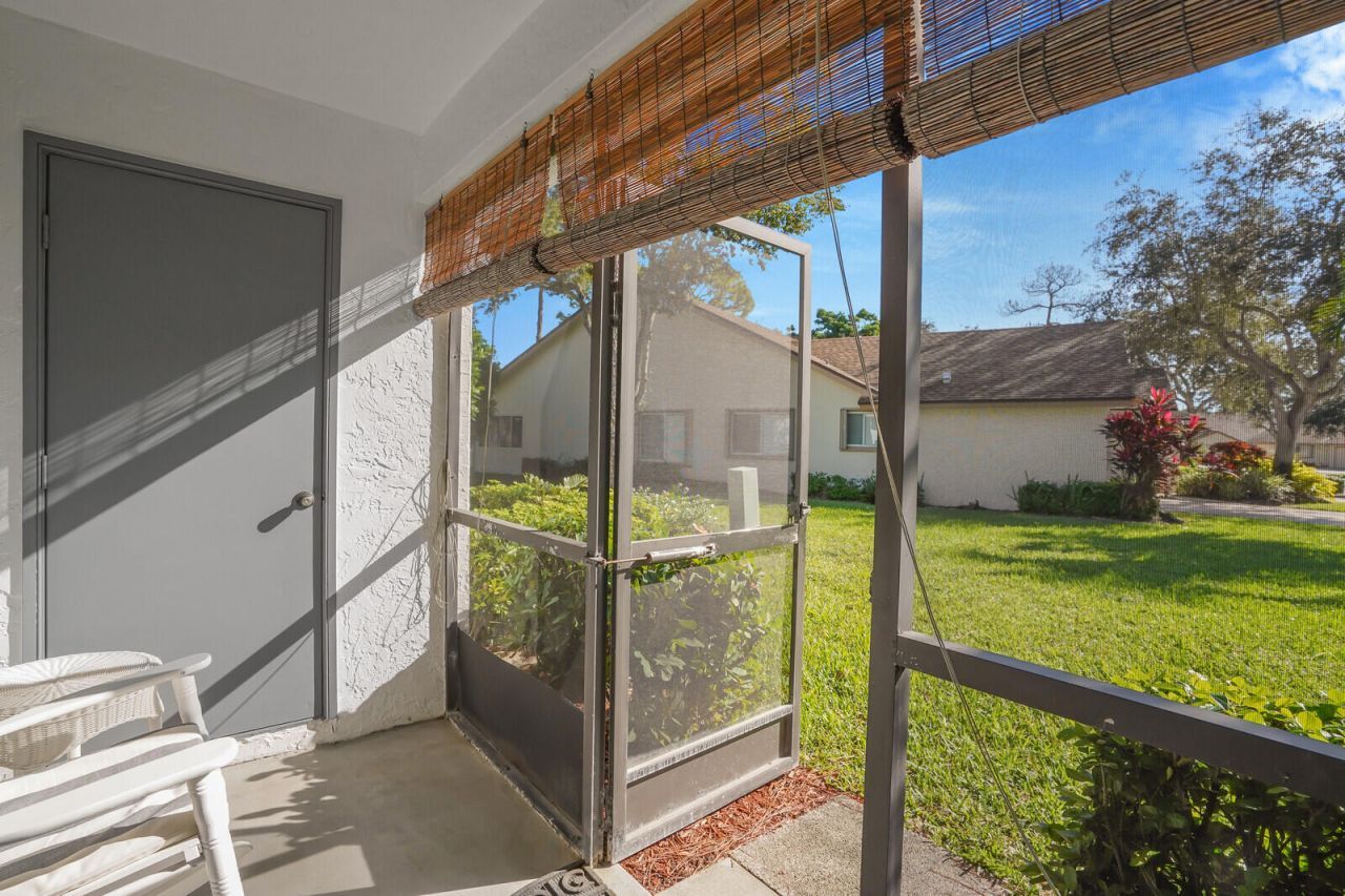 117 Sunshine Boulevard, Royal Palm Beach, FL 33411 Photo