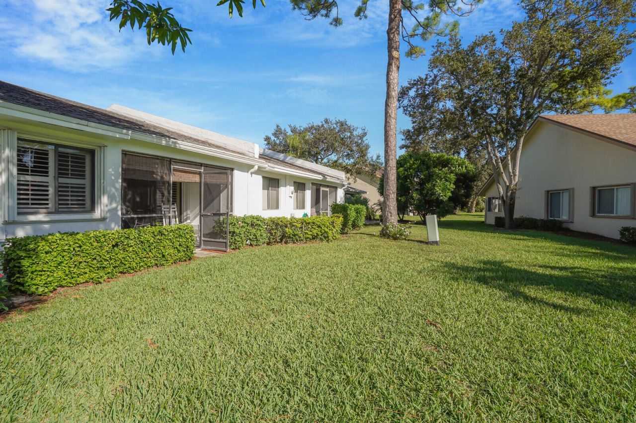 117 Sunshine Boulevard, Royal Palm Beach, FL 33411 Photo