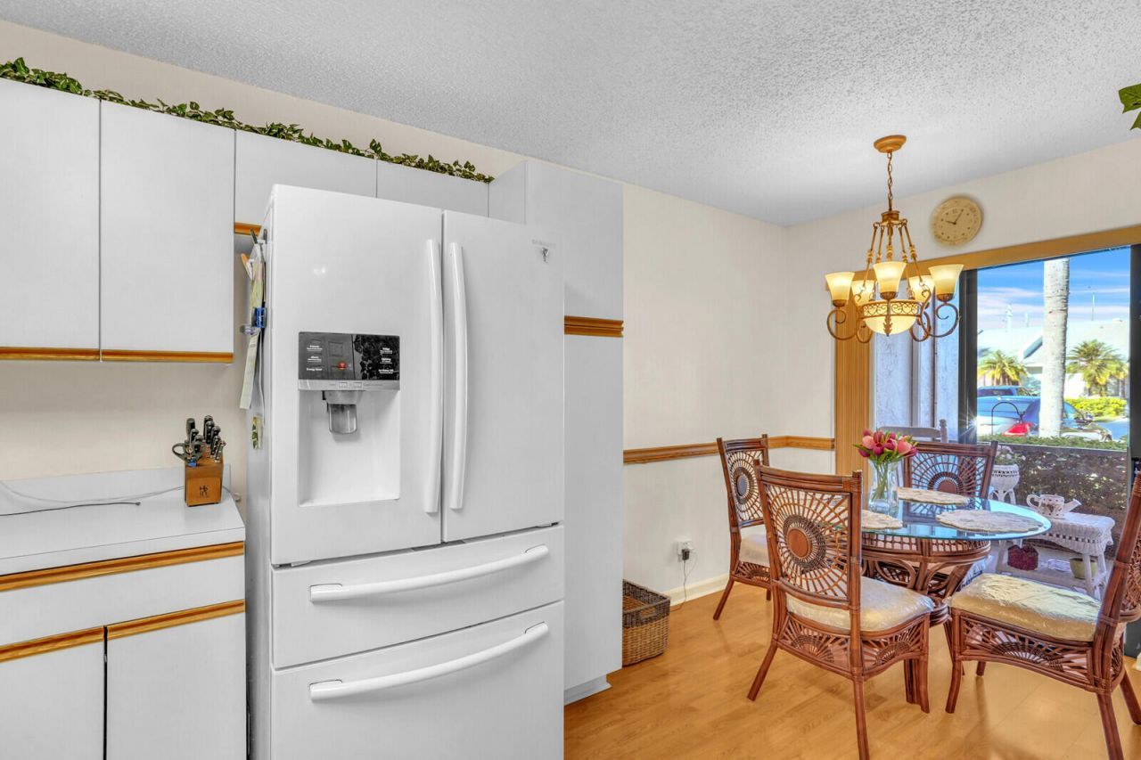 117 Sunshine Boulevard, Royal Palm Beach, FL 33411 Photo