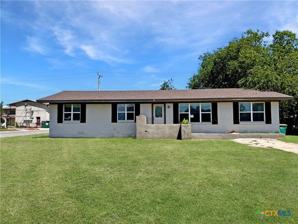 1311 W Main Street, Gatesville, TX 76528