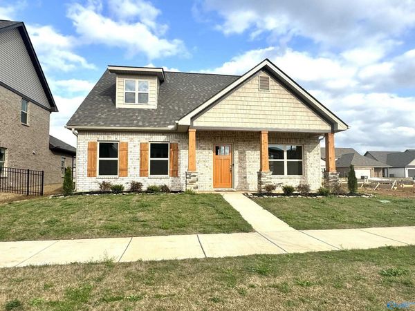 17420 Brooklawn Street, Athens, AL 35611