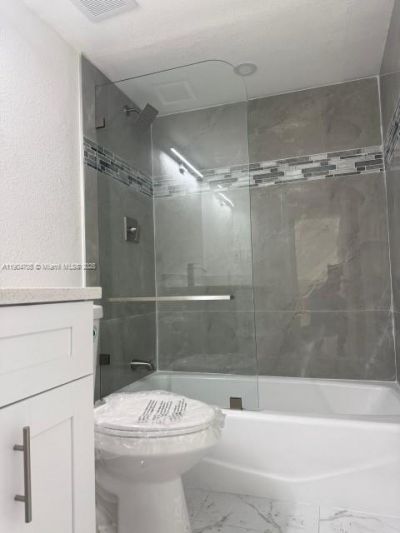 3910 Inverrary Blvd, Unit 703-B, Lauderhill, FL 33319 Photo