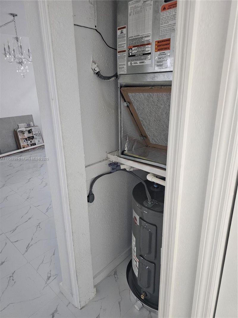 3910 Inverrary Blvd, Unit 703-B, Lauderhill, FL 33319 Photo