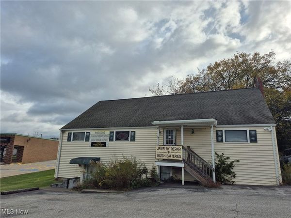 8461 Pearl Road, Strongsville, OH 44136