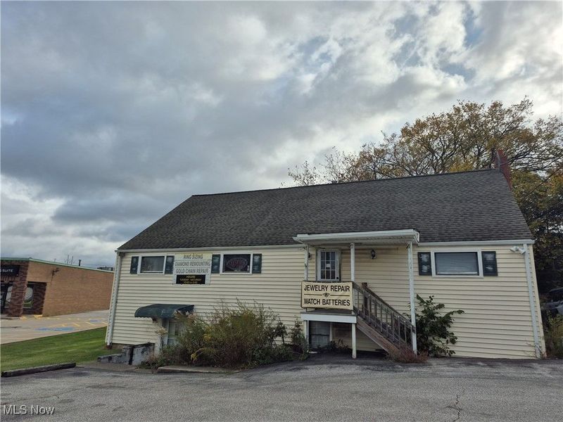 8461 Pearl Road, Strongsville, OH 44136 Photo 1