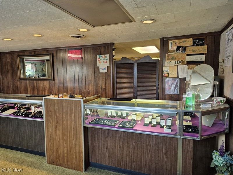 8461 Pearl Road, Strongsville, OH 44136 Photo 3