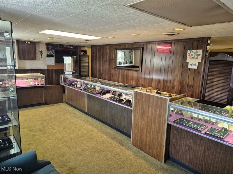 8461 Pearl Road, Strongsville, OH 44136 Photo 4