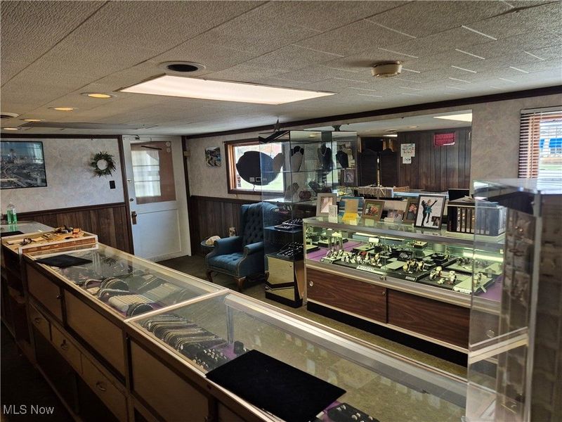 8461 Pearl Road, Strongsville, OH 44136 Photo 5