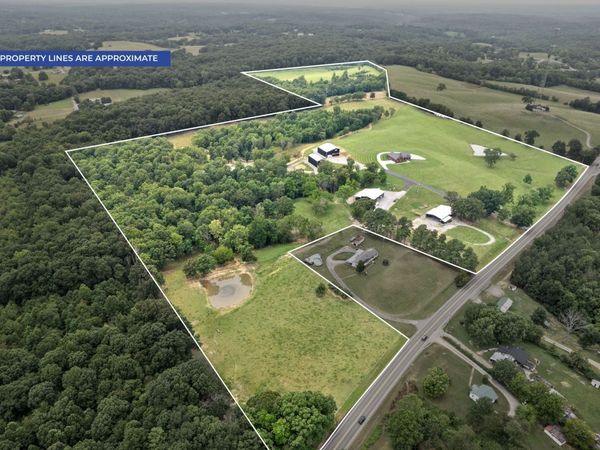 4420 Highway 48 , Cumberland Furnace, TN 37051