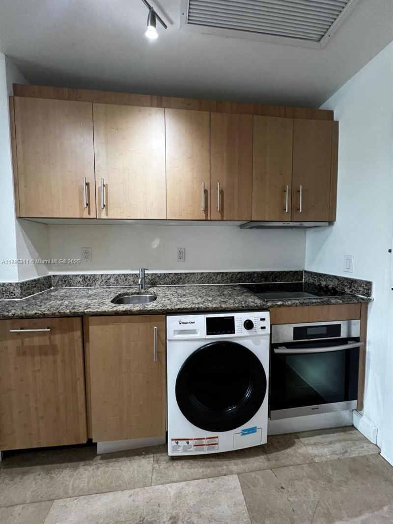 10275 Collins Ave, Unit 111, Bal Harbour, FL 33154 Photo